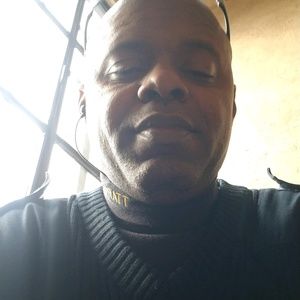 Meet your Posher, Ezra